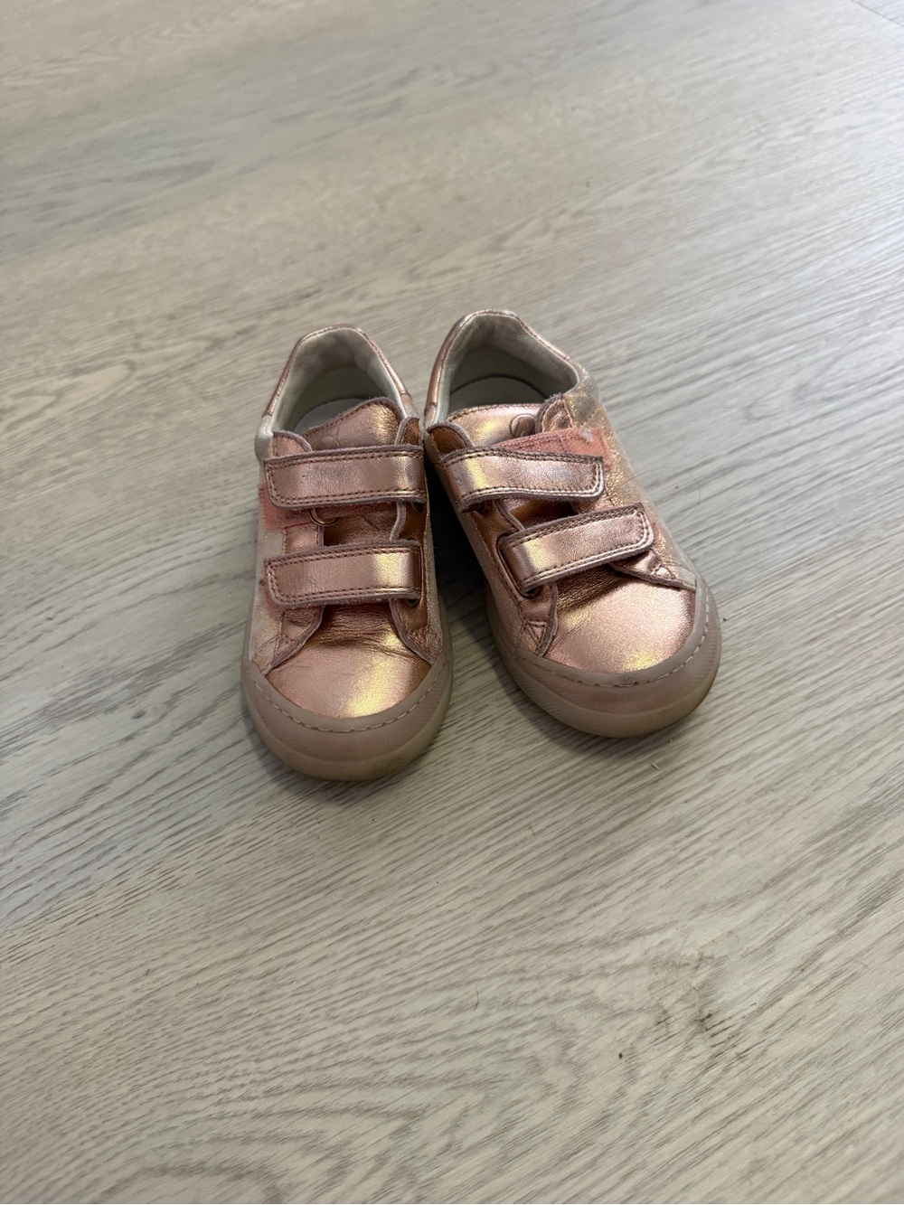 Naturino Girls Metallic Rose Pink Velcro Sneakers